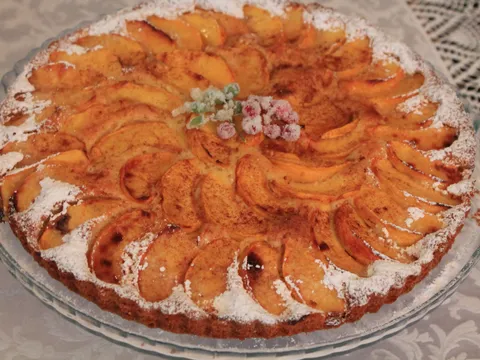 Tart sa breskvama by LuAnn