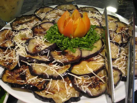 Prilog od plavog patlidzana