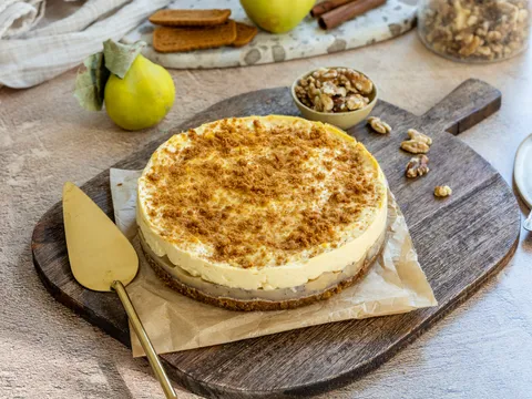 Torta od oraha, dunja i vanilije