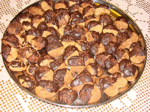 Smeđi poljupci