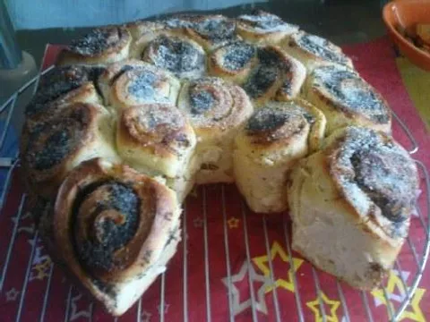 Moje buhtlice (ružice) sa makom i eurokremom