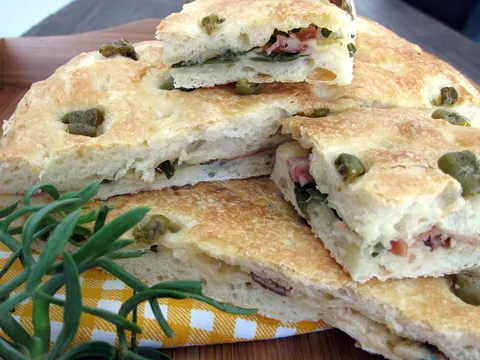 Focaccia s motarom (skoro kao kod sephije)
