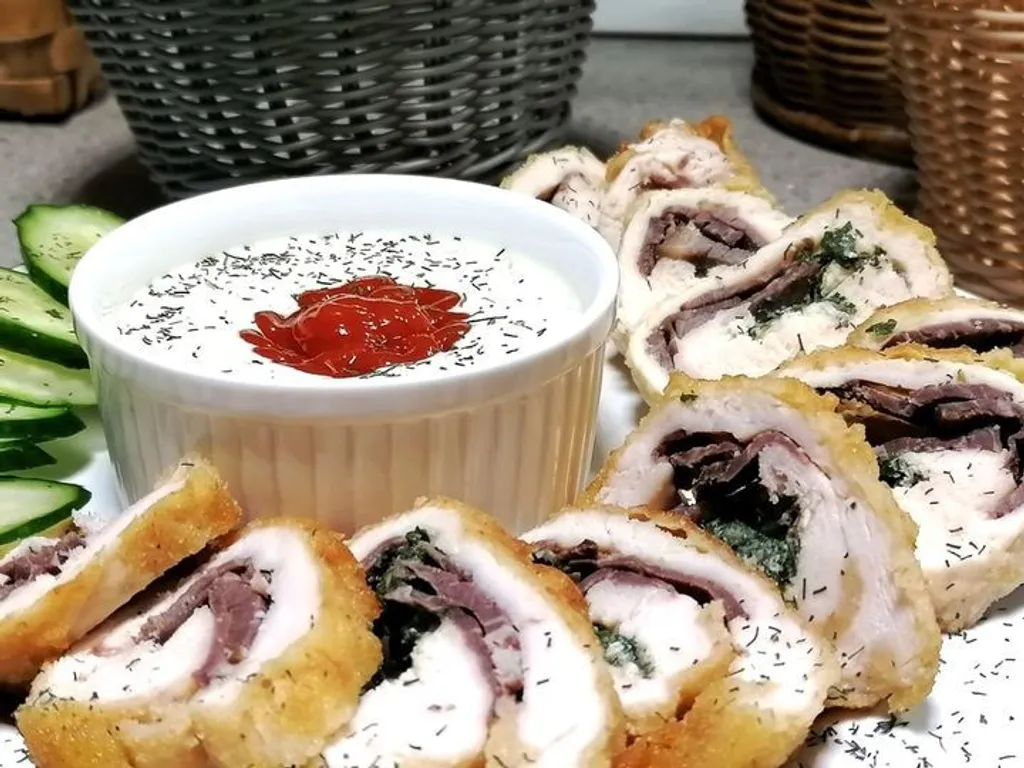 Punjene pileće rolnice
