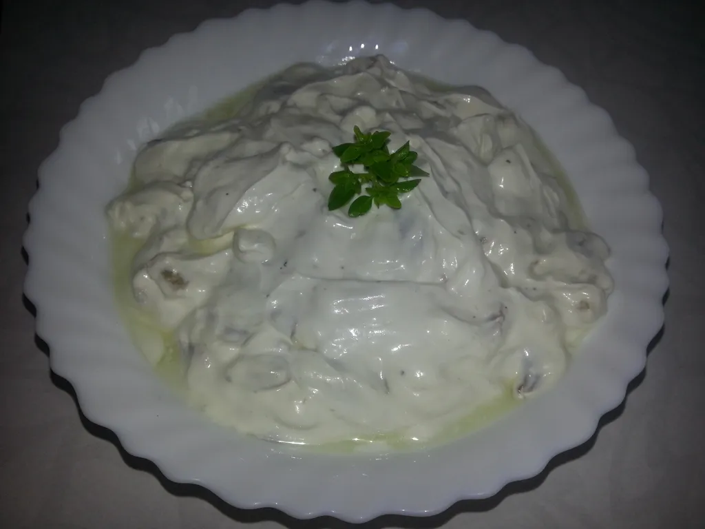 ŠampiNJon salata
