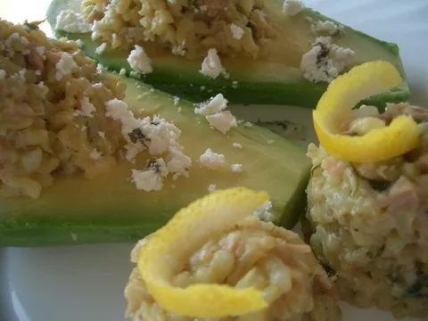 Avokado /tikvice/ punjene rizotom sa jabukama