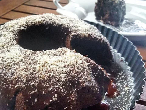 Cokoladni kuglof