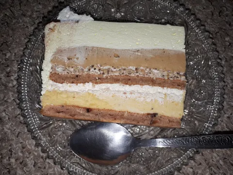 Karamel torta - presek