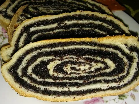 Strudla sa makom