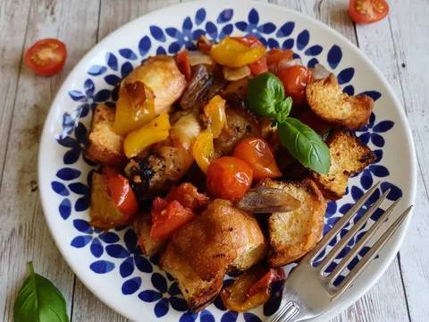 Chicken Panzanella Tray Bake