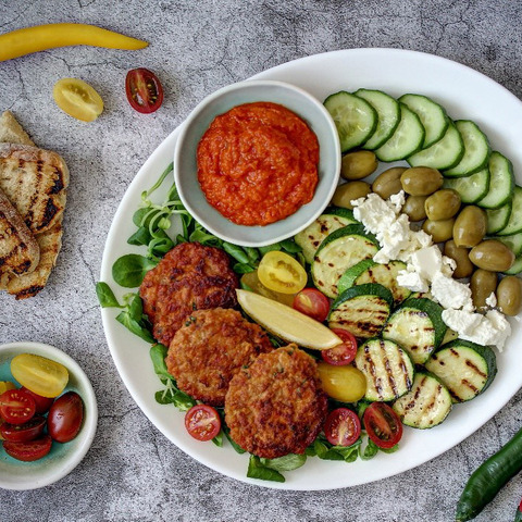 Karbanátky z mletého masa s Ajvarem