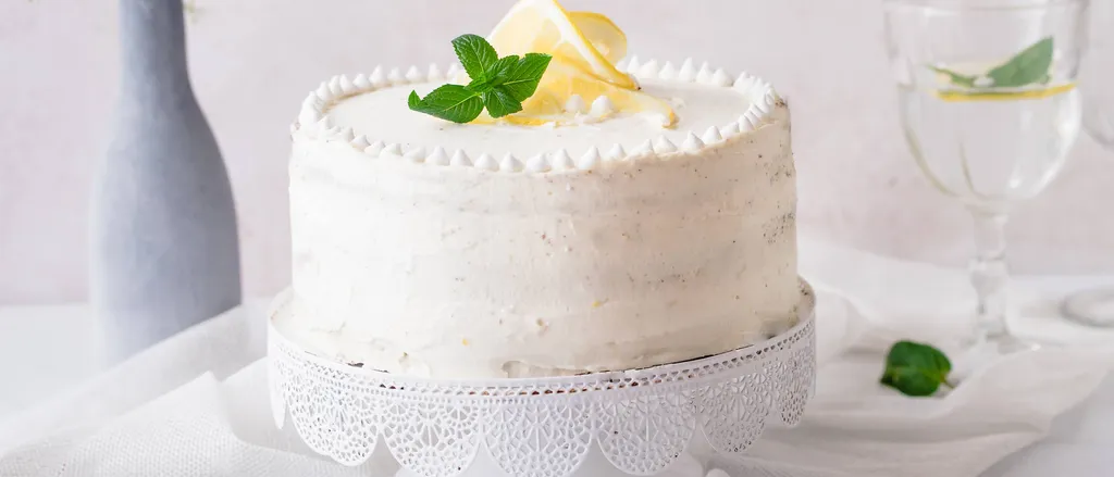 Torta s limunom i mentom 
