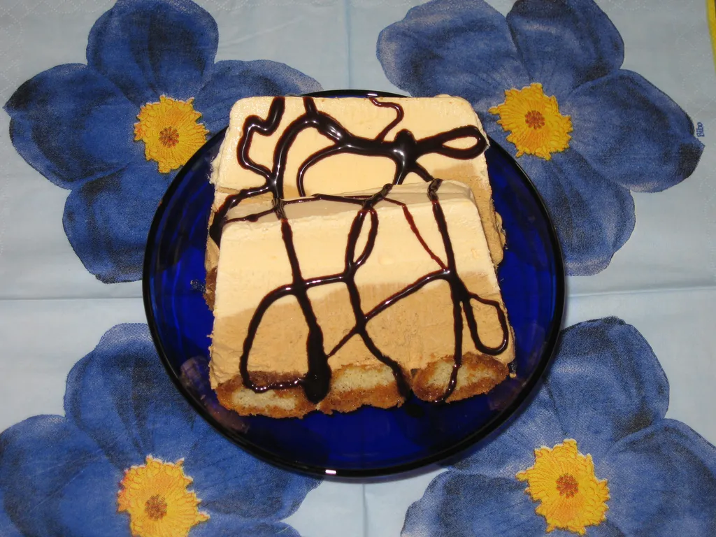 Semifreddo od kafe i vanile