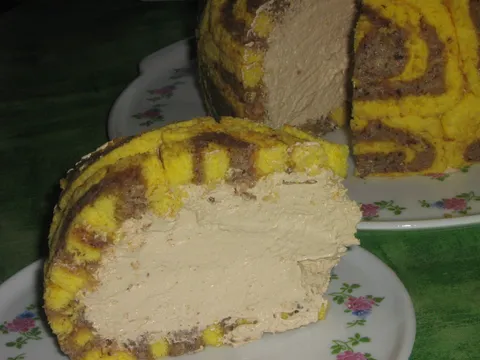 Čokoladna šarlotica