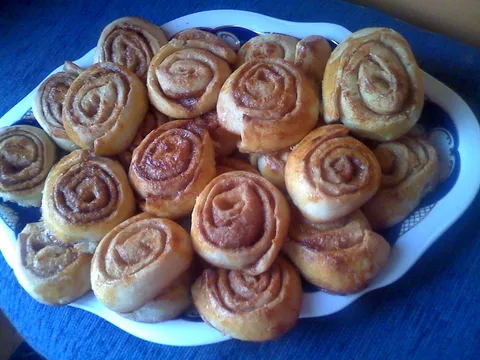 Odlicni cimet zamotuljci by Meddina