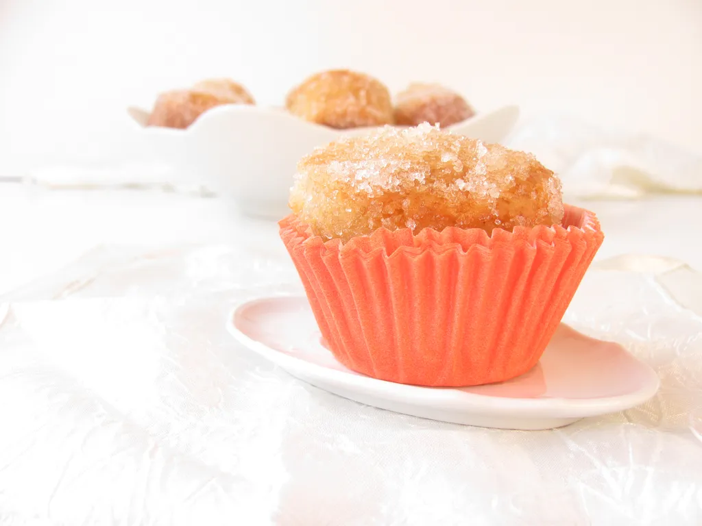 Doughnut muffins with nutella