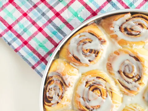 Cinnamon rolls