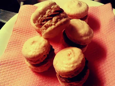 Macaronsi s LinoLadom Nougat