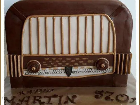 Radio cake