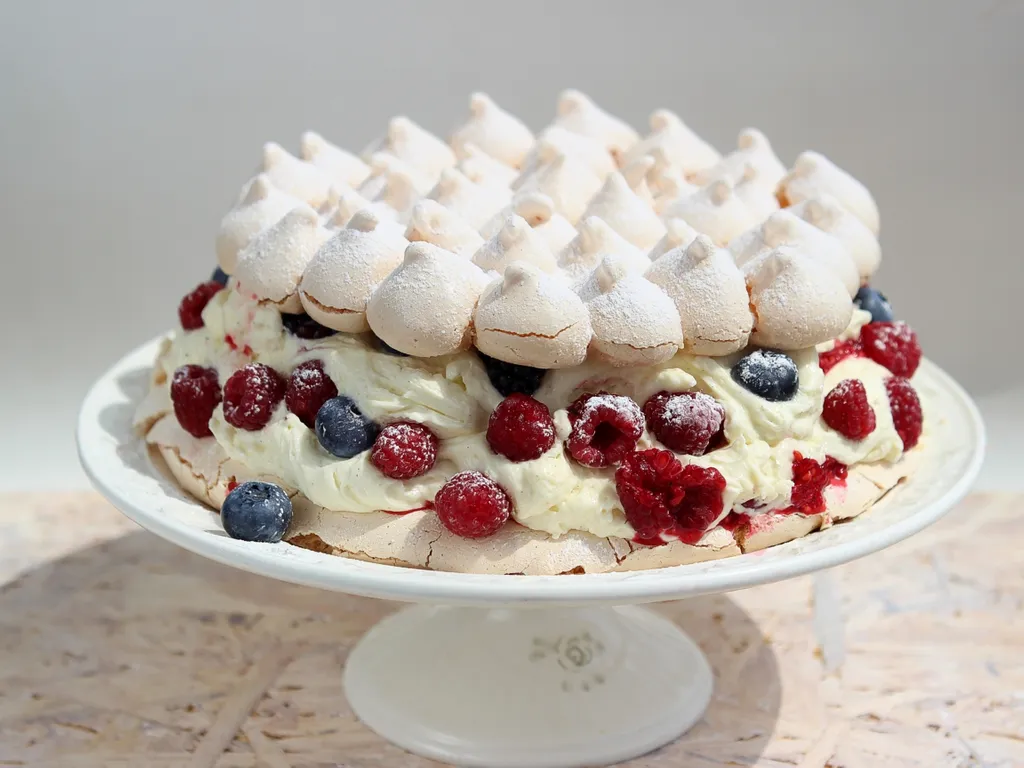 Ledeni Eton Mess