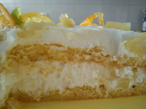 Torta sa ananasom