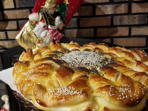 Moja novogodisnja cvet pogaca
