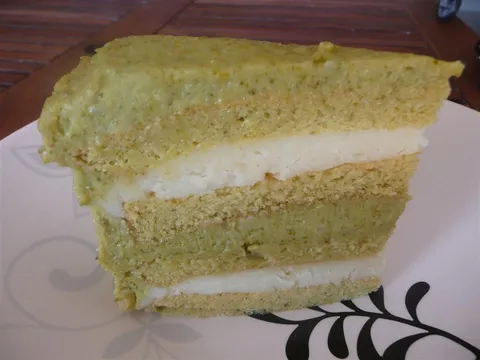 Alek torta od pistacija i krušaka