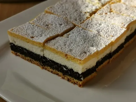 Pita sa makom i sirom