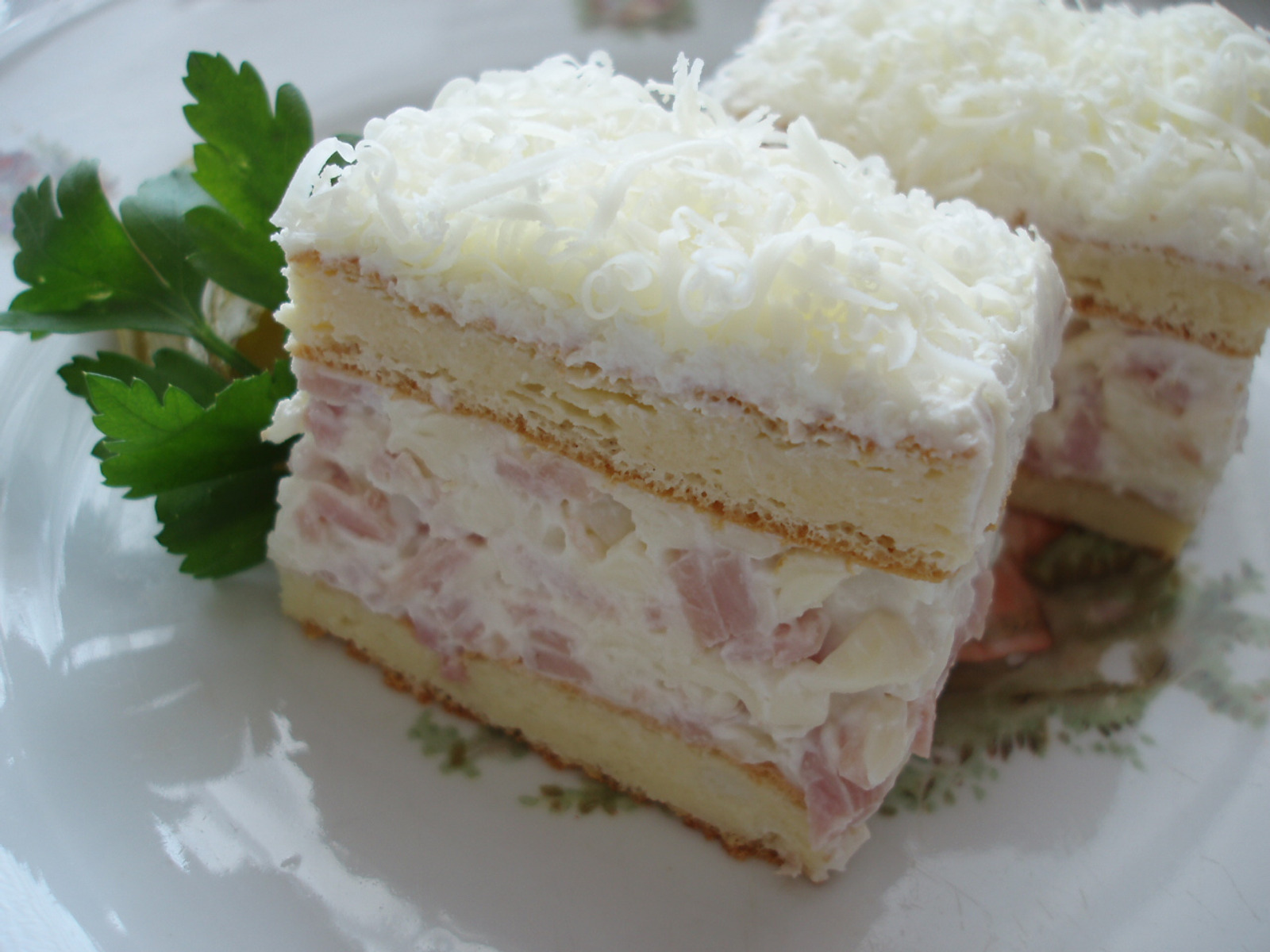 Slana torta sa sunkom i kackavaljem - Coolinarika
