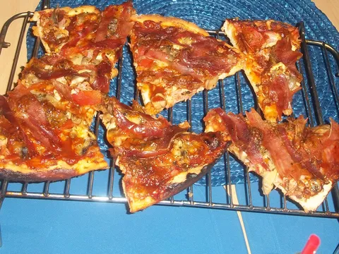 Pizza prosciutto e funghi