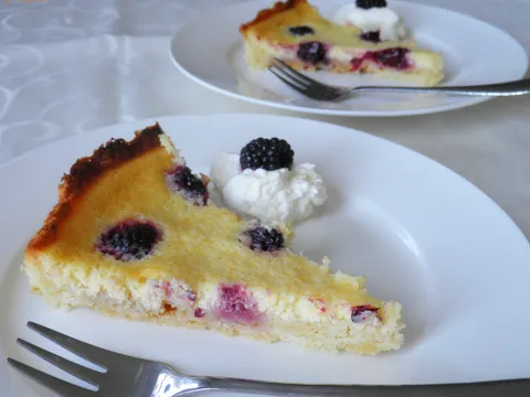 Cheesecake tart s kupinama