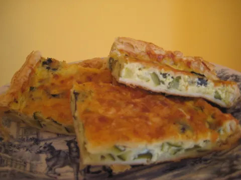 Lisnata pita by Neens
