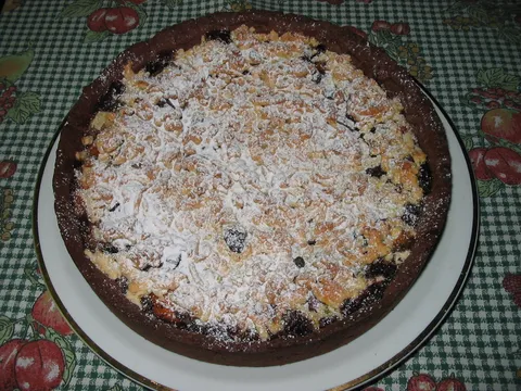 Hrskavi tart sa kajsijama