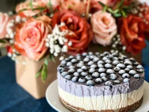 Vegan Raw Cake - Borovnica