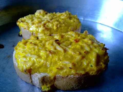 Tost topli sendvič