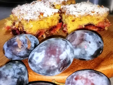 Kolač sa šljivama