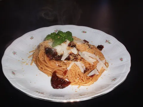Spageti sa susenim  rajcicama