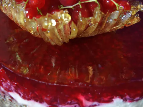 Nepecena malina cheesecake