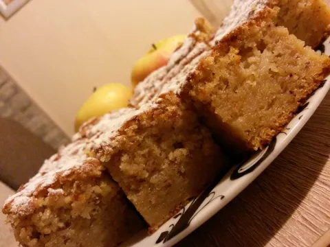 Kolač sa jabukama