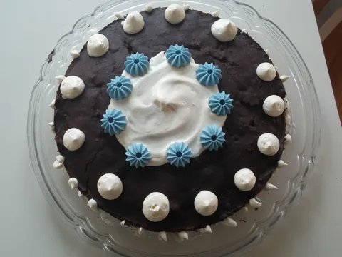 može i u obliku torte :)