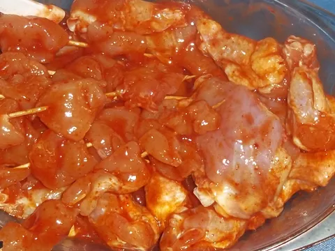 BBQ "Čiketina i Smokin Ribs u Glazuri"