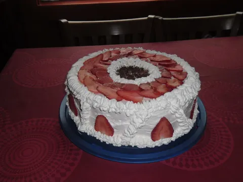 Mascarpone torta s jagodama