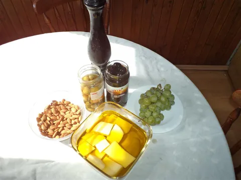 MALO MEZE !