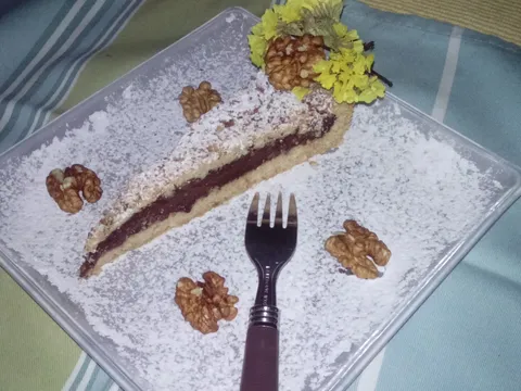 ČOKOLADNA PITA S ORASIMA