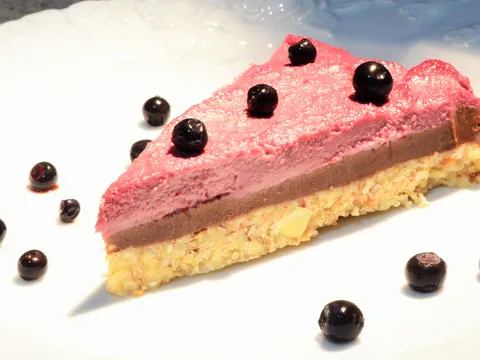 raw cake - višnja i kakao