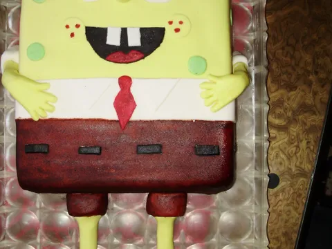 torta sundjer bob za mihaila i njegov cetvrti rodjendan