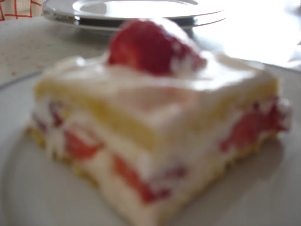 kolač od jagoda