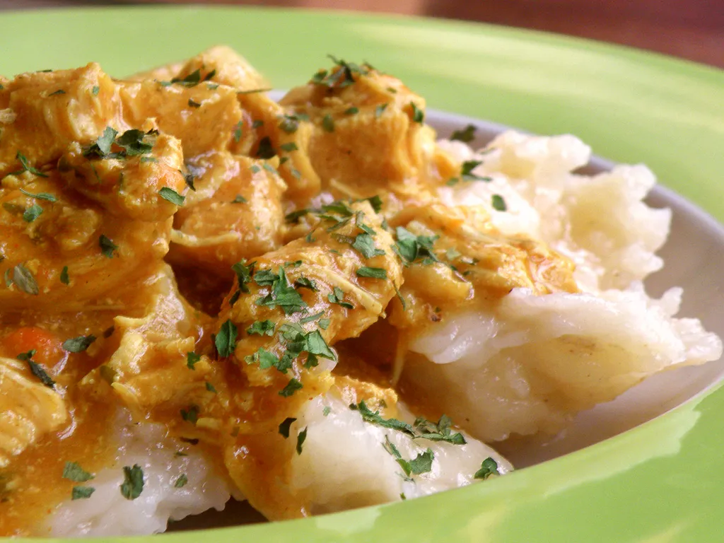 Curry chicken