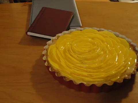 Mango tart