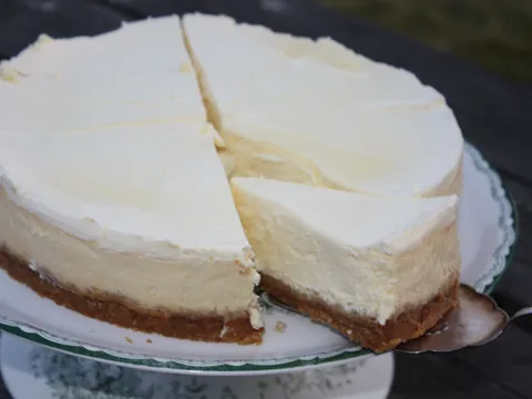Moj cheesecake koji se pece