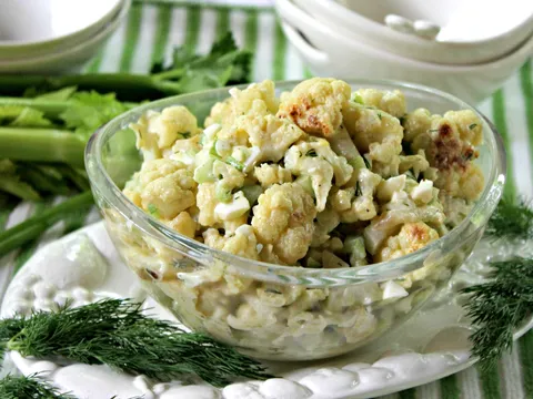 Roasted Cauliflower Salad with Greek yogurt dressing...